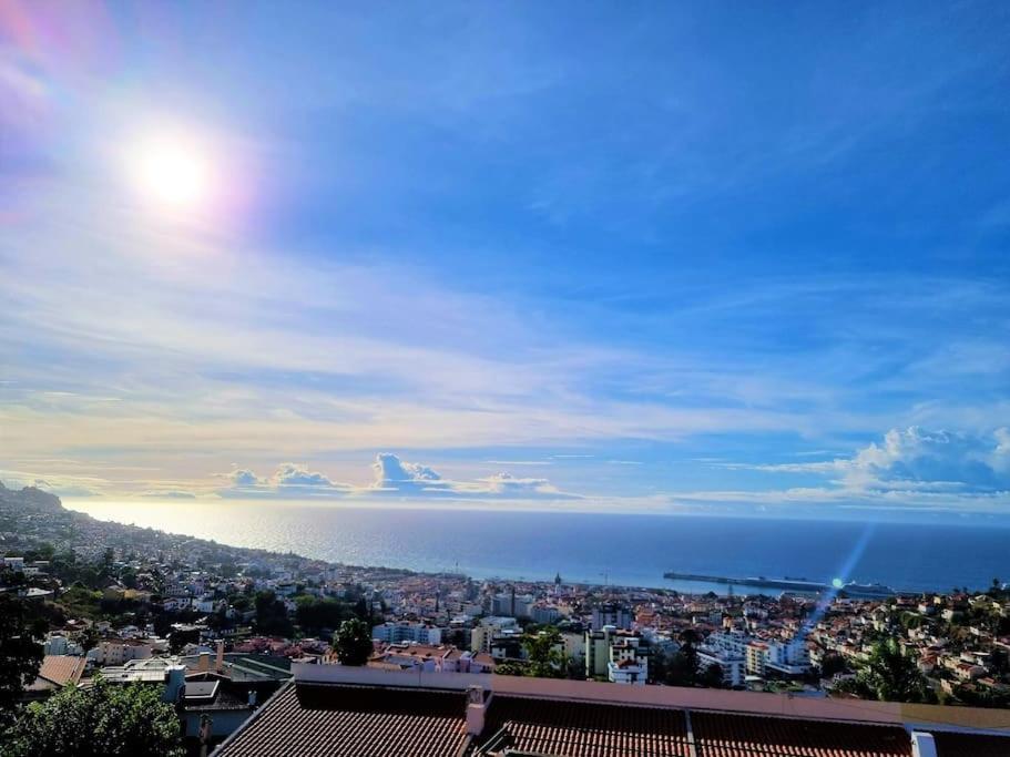 Villa Dos Saltos - Sea View, Parking & Barbecue Funchal  Exterior photo